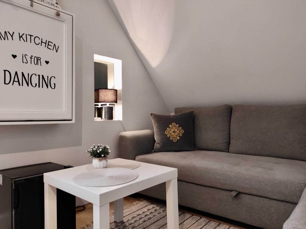 Apartamenty Turystyczne Willkassen Giżycko Exteriör bild